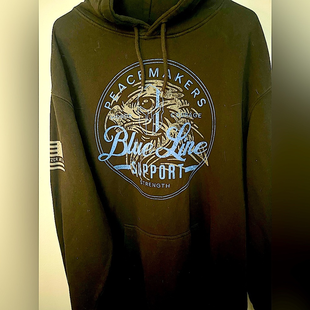Howitzer Mfg Co- Blue Line men’s Hoodie size 2xl